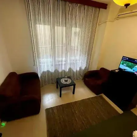 Apartamento Downtown Universitate - Walk To Old Town And Everywhere