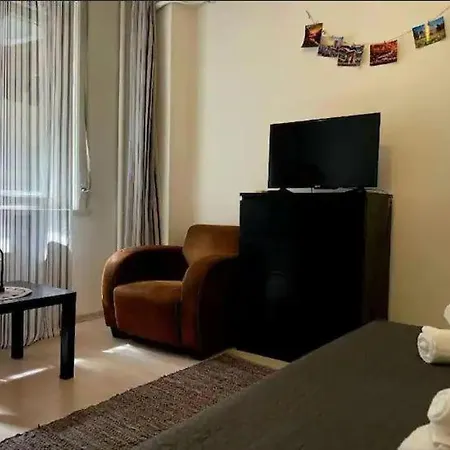 Apartament Downtown Universitate - Walk To Old Town And Everywhere *