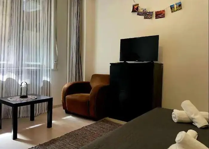 Apartament Downtown Universitate - Walk To Old Town And Everywhere *